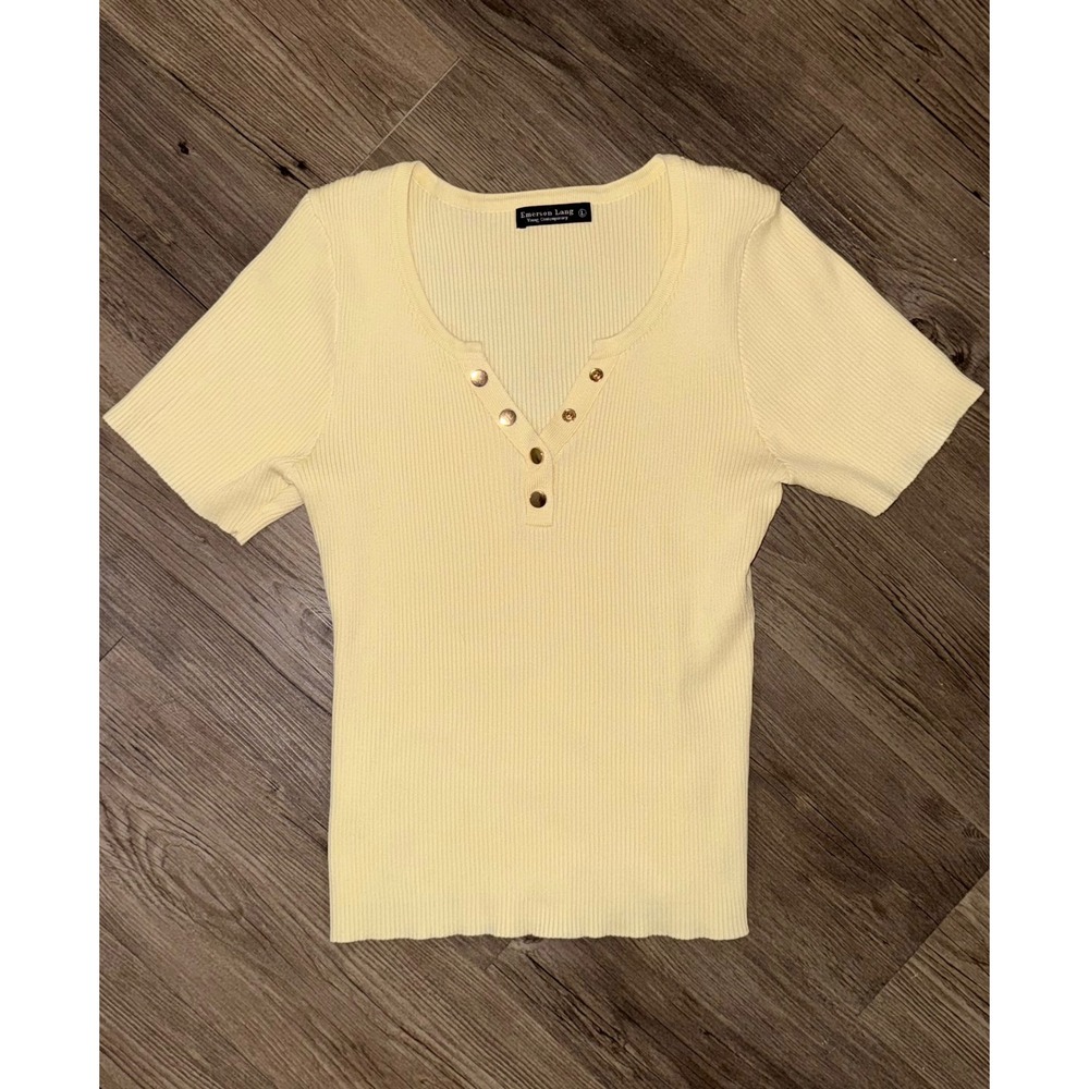 Emerson Lang Yellow Ribbed Knit Short Sleeve Henley Top Gold Buttons Large